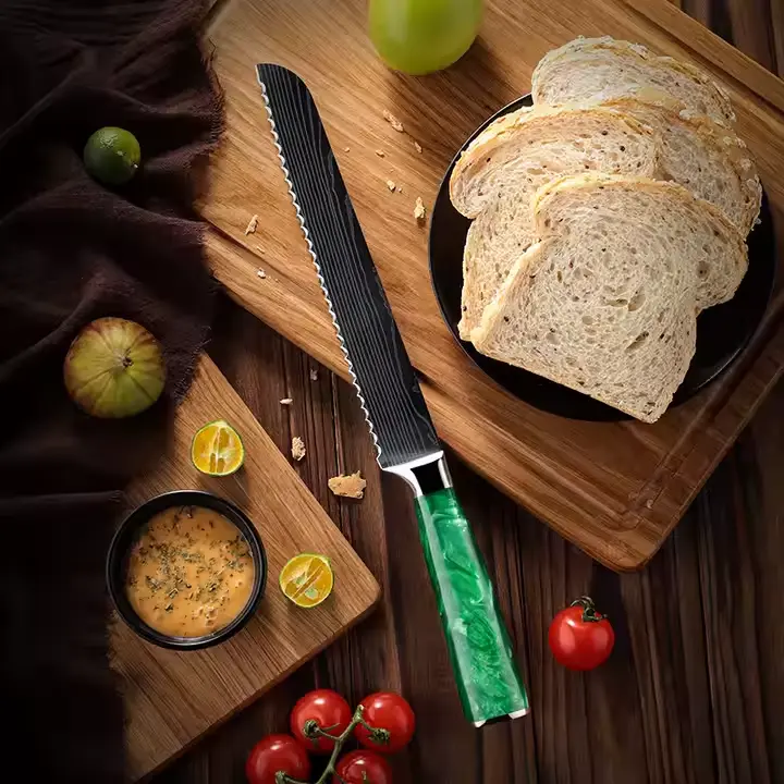 Cuchillo para pan de 8" con mango de resina