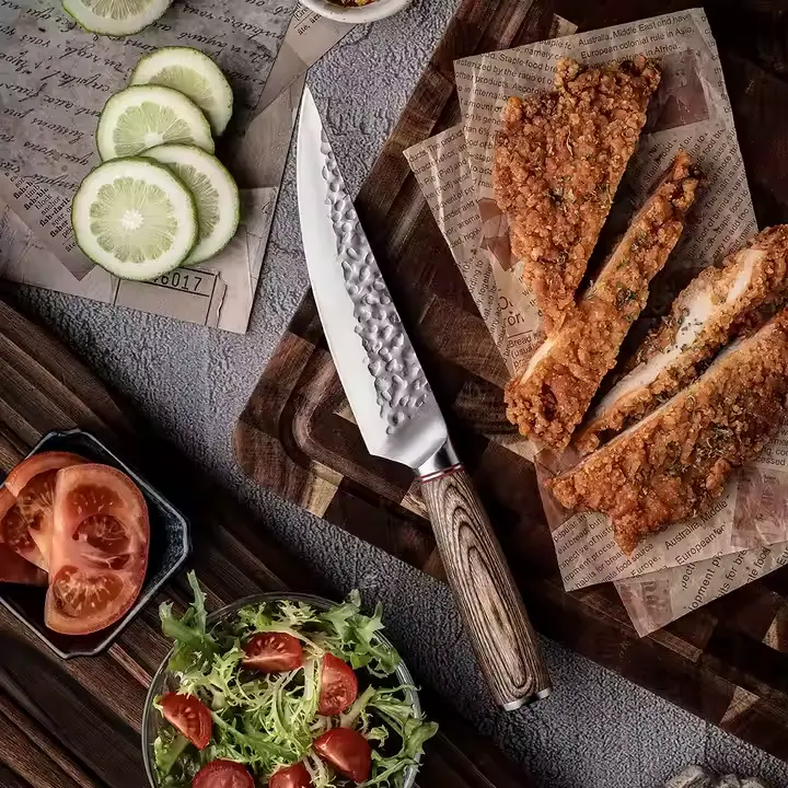 Cuchillo utilitario de 6" con mango de simil madera