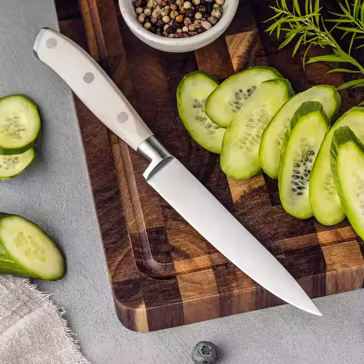 Cuchillo utilitario de 4,5"